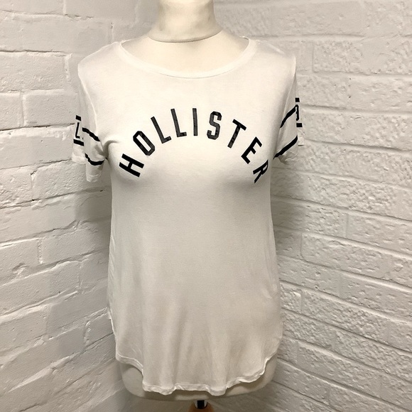 Hollister Tops - Hollister Oversize T Shirt - Size S - White - Cotton - P2P 16”